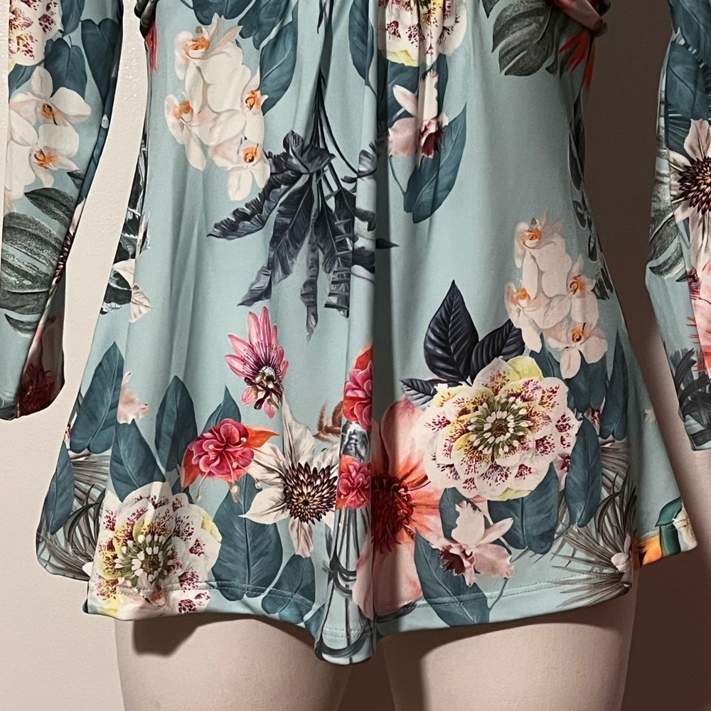 Boston Proper Floral Top - Picture 3 of 7